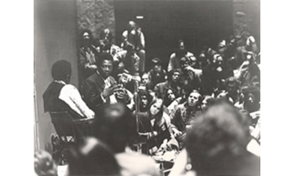 Carman Hosts B.B. King at his Yale Class
